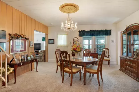 3806 W Gresham Rd, Cedar Falls, IA 50613 photo 8