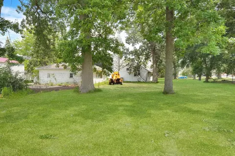 524 S Hackett Rd, Waterloo, IA 50701 photo 18