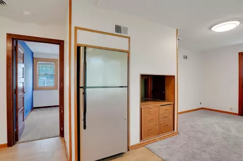 524 S Hackett Rd, Waterloo, IA 50701 photo 8