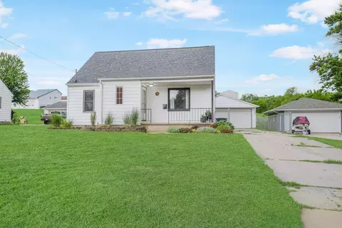 746 Stephan Ave, Waterloo, IA 50701 photo 2