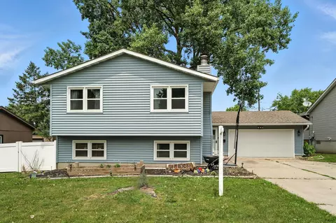 1155 Leona Ave, Waterloo, IA 50702
