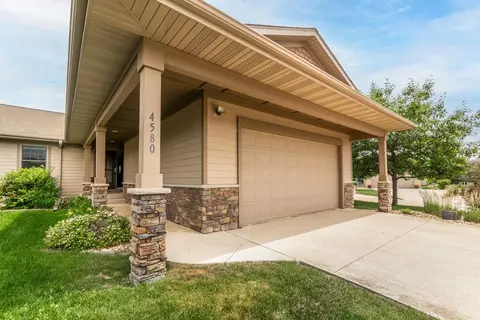 4580 Whispering Pines Cir, Cedar Falls, IA 50613