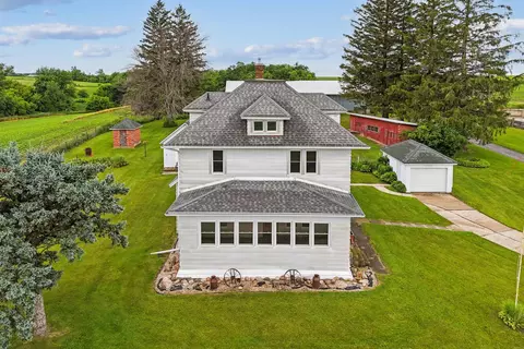 15175 Golden Ave, Monona, IA 52159