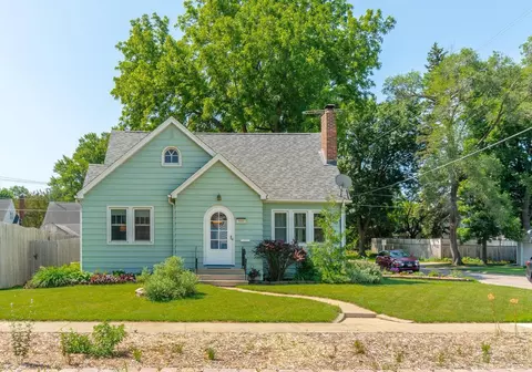 539 Kingsley Ave, Waterloo, IA 50701