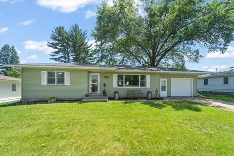 513 Brentwood St, Waterloo, IA 50701