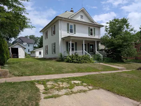 400 W Center St, Monona, IA 52159