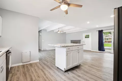 435 Maxwell St, Waterloo, IA 50701 photo 9