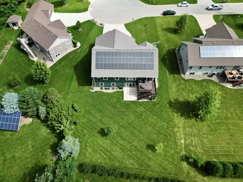 View/Area - 105 Ranchview Ct, Decorah, IA 52101 photo 2 of 5