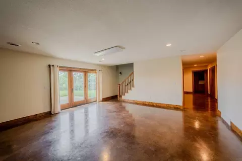 Living - 105 Ranchview Ct, Decorah, IA 52101 photo 3 of 3