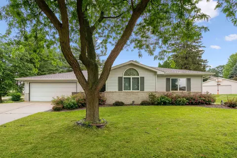 315 NW 4 Ave, Waukon, IA 52172
