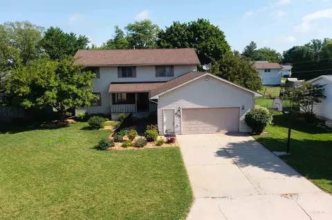 332 Mayme St, Dike, IA 50624