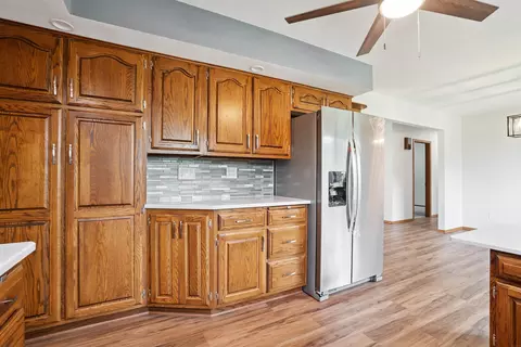 406 E 6th St, Readlyn, IA 50668 photo 8