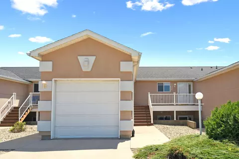 1730 W 18 St #202, Cedar Falls, IA 50613