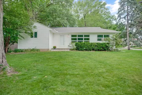 1814 Madison St, Cedar Falls, IA 50613