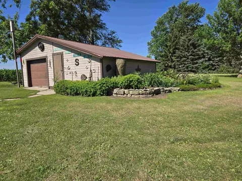 945 County St, Ridgeway, IA 52165 photo 38