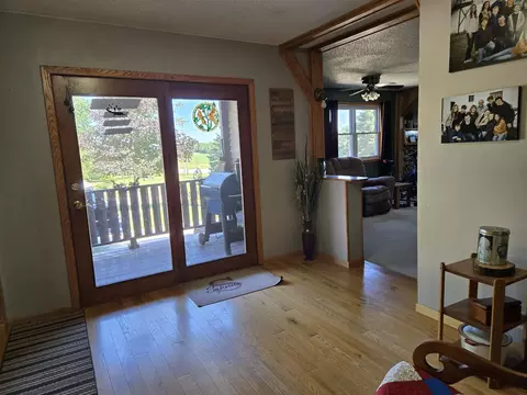 945 County St, Ridgeway, IA 52165 photo 9