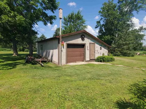 945 County St, Ridgeway, IA 52165 photo 42