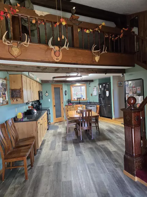 945 County St, Ridgeway, IA 52165 photo 7