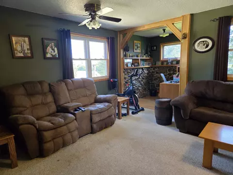 945 County St, Ridgeway, IA 52165 photo 13