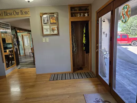945 County St, Ridgeway, IA 52165 photo 10