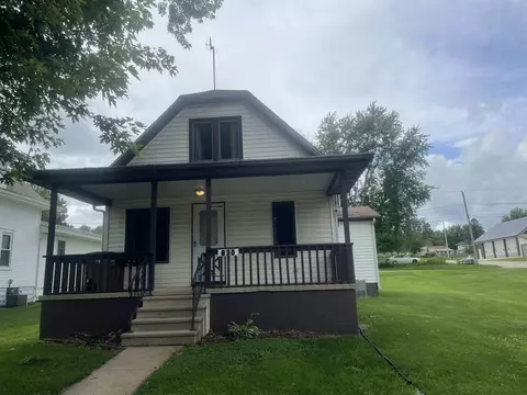 830 NE 2nd Ave, Oelwein, IA 50662