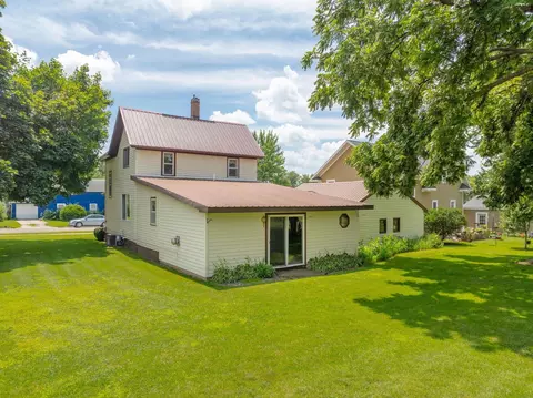102 E 8th St, Sumner, IA 50674 photo 28