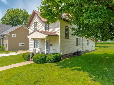 102 E 8th St, Sumner, IA 50674 photo 35
