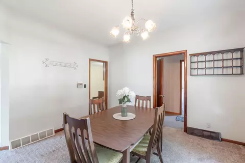 102 E 8th St, Sumner, IA 50674 photo 7