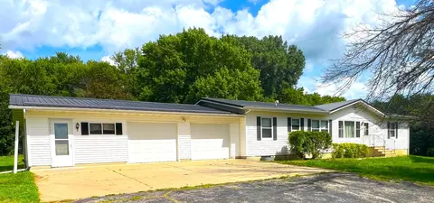 19178 Garden Ave, Elma, IA 50628