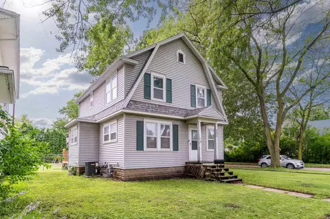 227 Home Park Blvd, Waterloo, IA 50701
