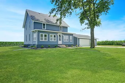 1020 Mc Quilkin Ave, La Porte City, IA 50651