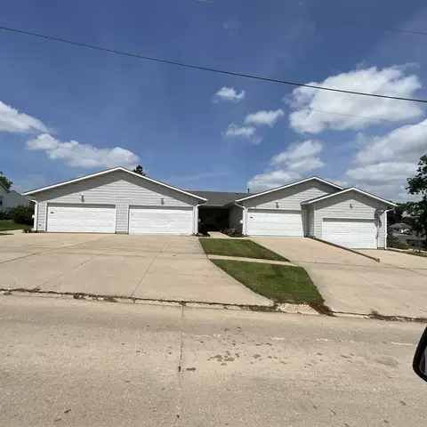 310 W Plum St, West Union, IA 52175