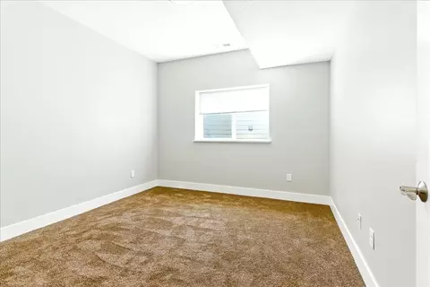 4507 Donald Dr, Cedar Falls, IA 50613 photo 21