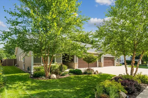 702 Fifth Ave, Decorah, IA 52101