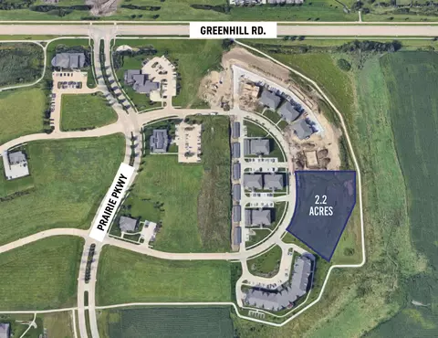 2 2 Acres Bluegrass Cir, Cedar Falls, IA 50613