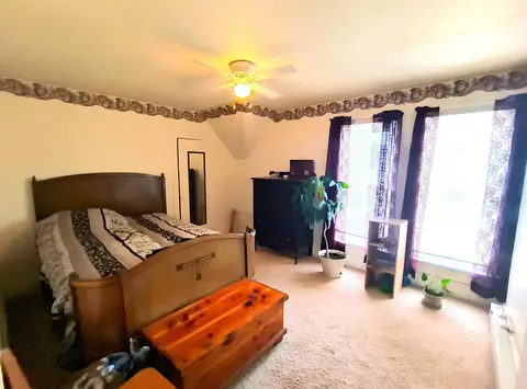 Bedroom - 2525 River Rd, Decorah, IA 52101 photo 3 of 4