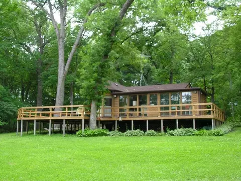 43840 Dogwood Ave, Saint Ansgar, IA 50472