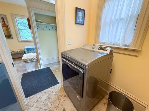 812 Maple Ave, Decorah, IA 52101 photo 29