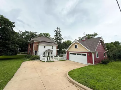 812 Maple Ave, Decorah, IA 52101 photo 49
