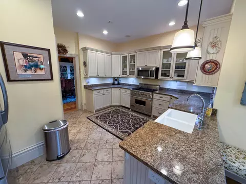 812 Maple Ave, Decorah, IA 52101 photo 26