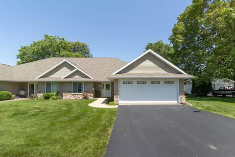 315 Bourland Ave, Waterloo, IA 50702
