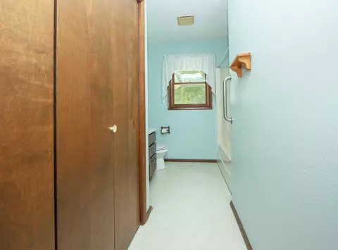 Entry Way - 426 N Plainview, Shell Rock, IA 50670 photo 1 of 2