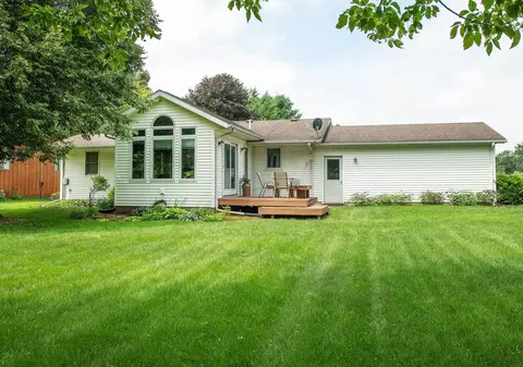 Exterior - 426 N Plainview, Shell Rock, IA 50670 photo 2 of 4