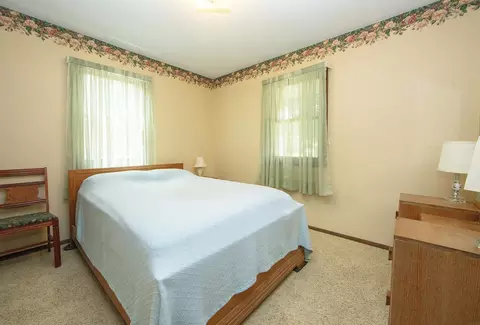Bedroom - 426 N Plainview, Shell Rock, IA 50670 photo 3 of 3