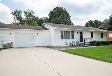 426 N Plainview, Shell Rock, IA 50670