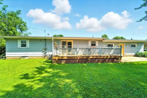 Exterior - 235 Adams St, Maynard, IA 50655 photo 3 of 4