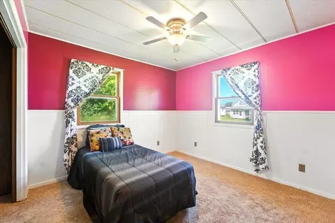 Bedroom - 235 Adams St, Maynard, IA 50655 photo 3 of 4