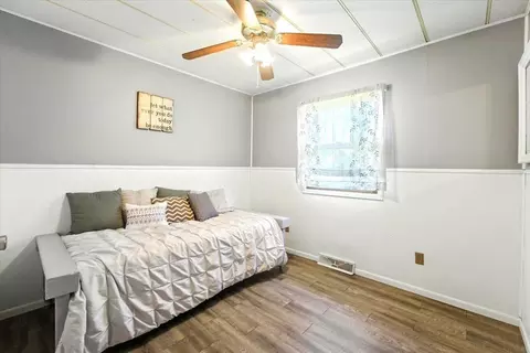 Bedroom - 235 Adams St, Maynard, IA 50655 photo 1 of 4