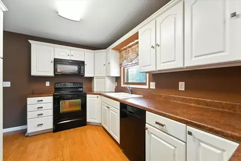 Kitchen - 235 Adams St, Maynard, IA 50655 photo 2 of 2