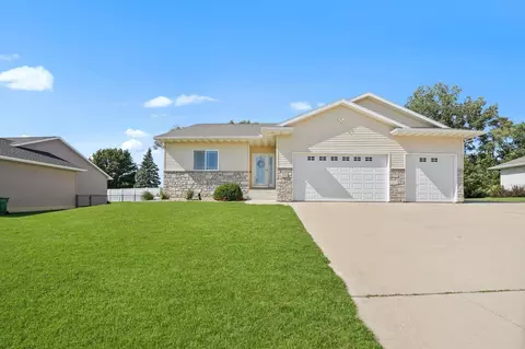 570 W Central St, Raymond, IA 50667